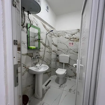 Near Guest-House * Durrës