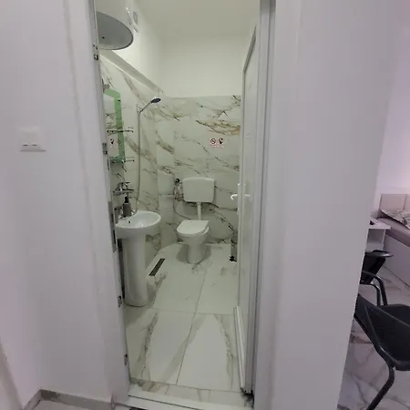 Near Guest-house 度假居