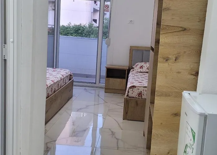 Casa vacanze Near Guest-house Durrës